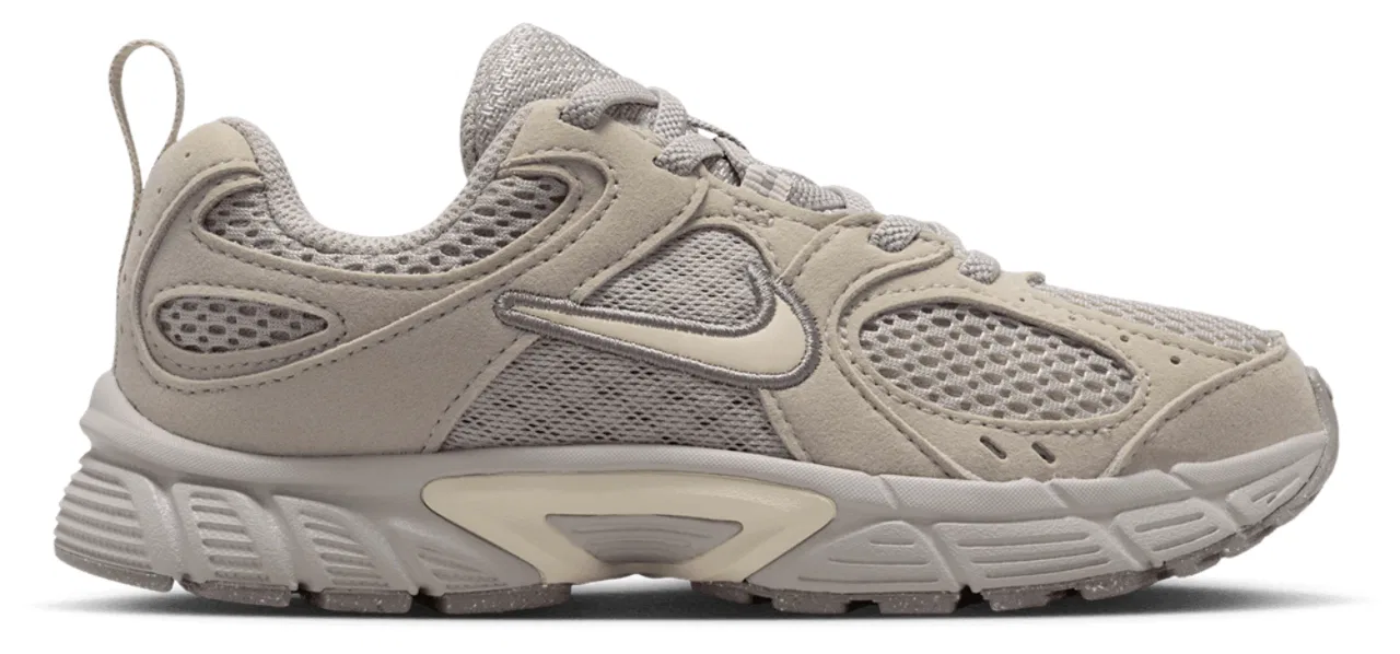 Детские кроссовки для мальчиков с дышащей сеткой Nike V5 RNR Suede, Pencil Point/Moon Particle/Light Orewood Brown