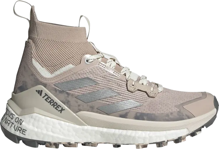 

Кроссовки and wander x Wmns Terrex Free Hiker 2 'Wonder Taupe', розовый
