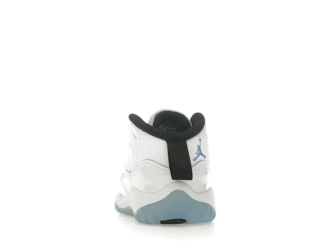 Детские кроссовки с патентованной кожей Jordan 11 Retro Jordan, White/Legend Blue/Black — фото 4