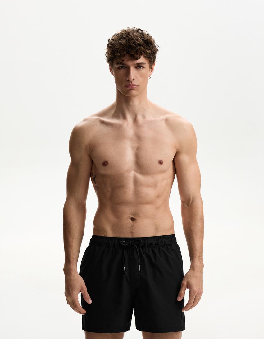 

Простые плавки Bershka, черный