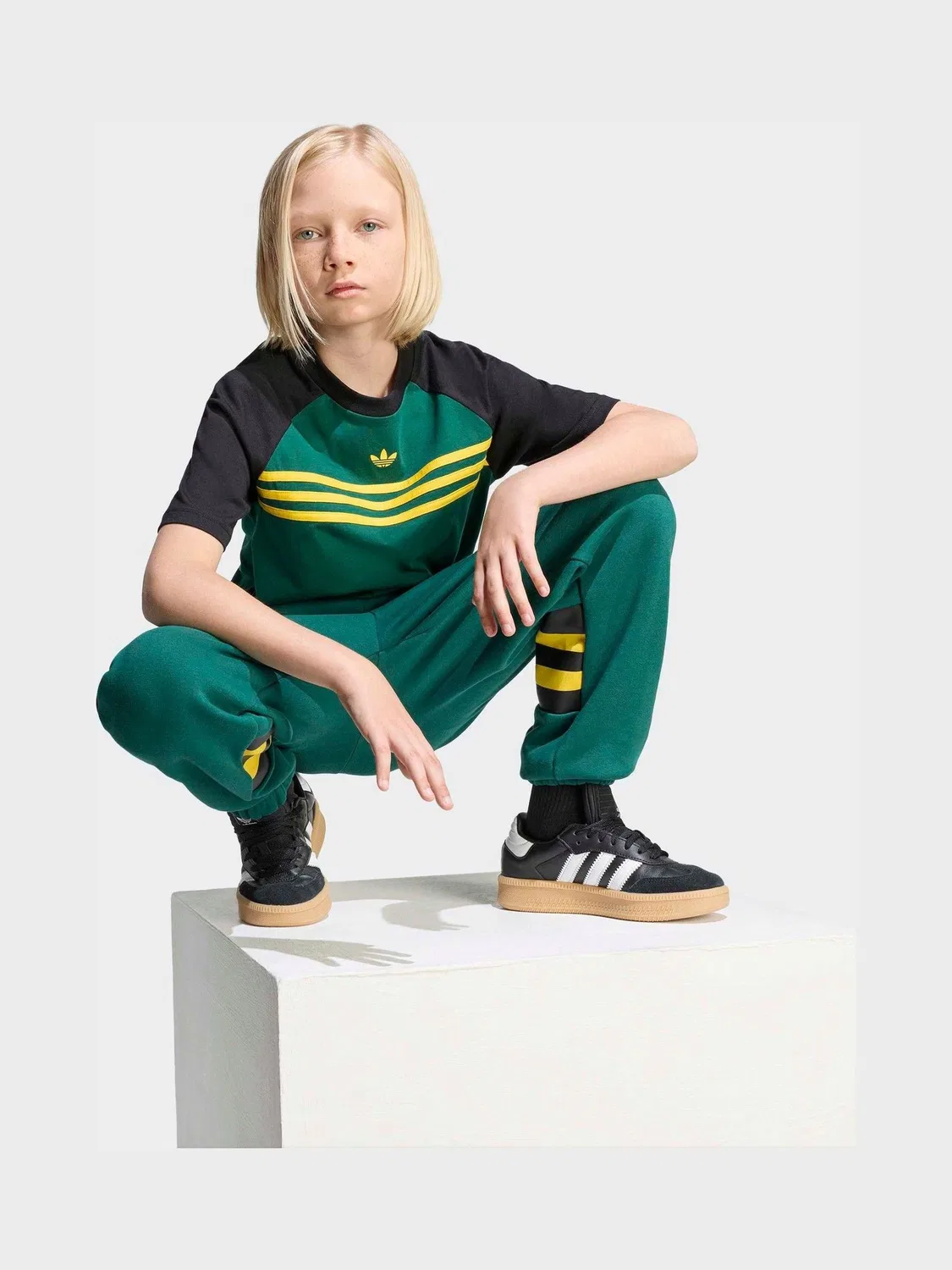 Футболка с тремя полосками adidas Originals, зеленый — фото 3