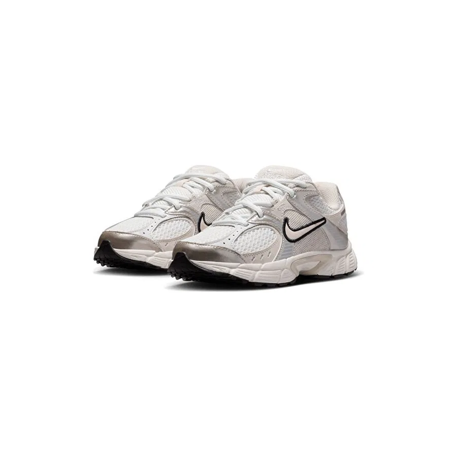 Кроссовки для мальчика с повседневным дизайном Nike V5 RNR GS, Белый — фото 3