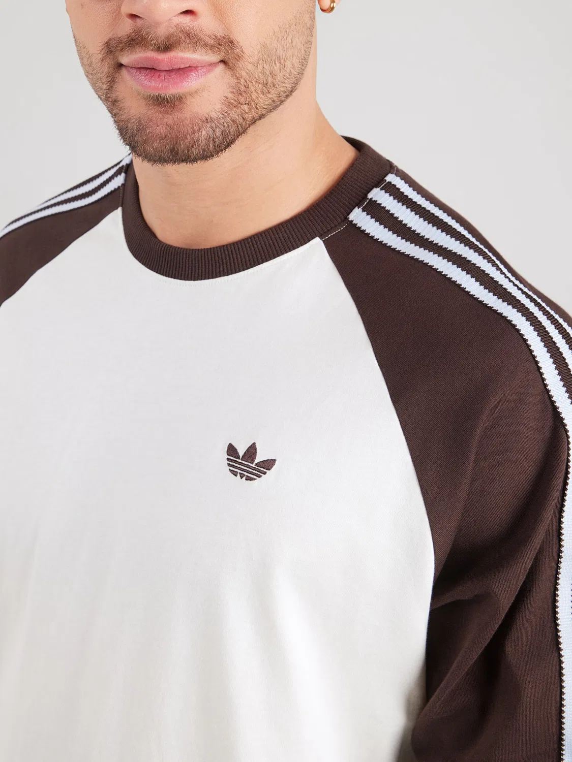Футболка Adidas Originals CALI белого цвета — фото 2