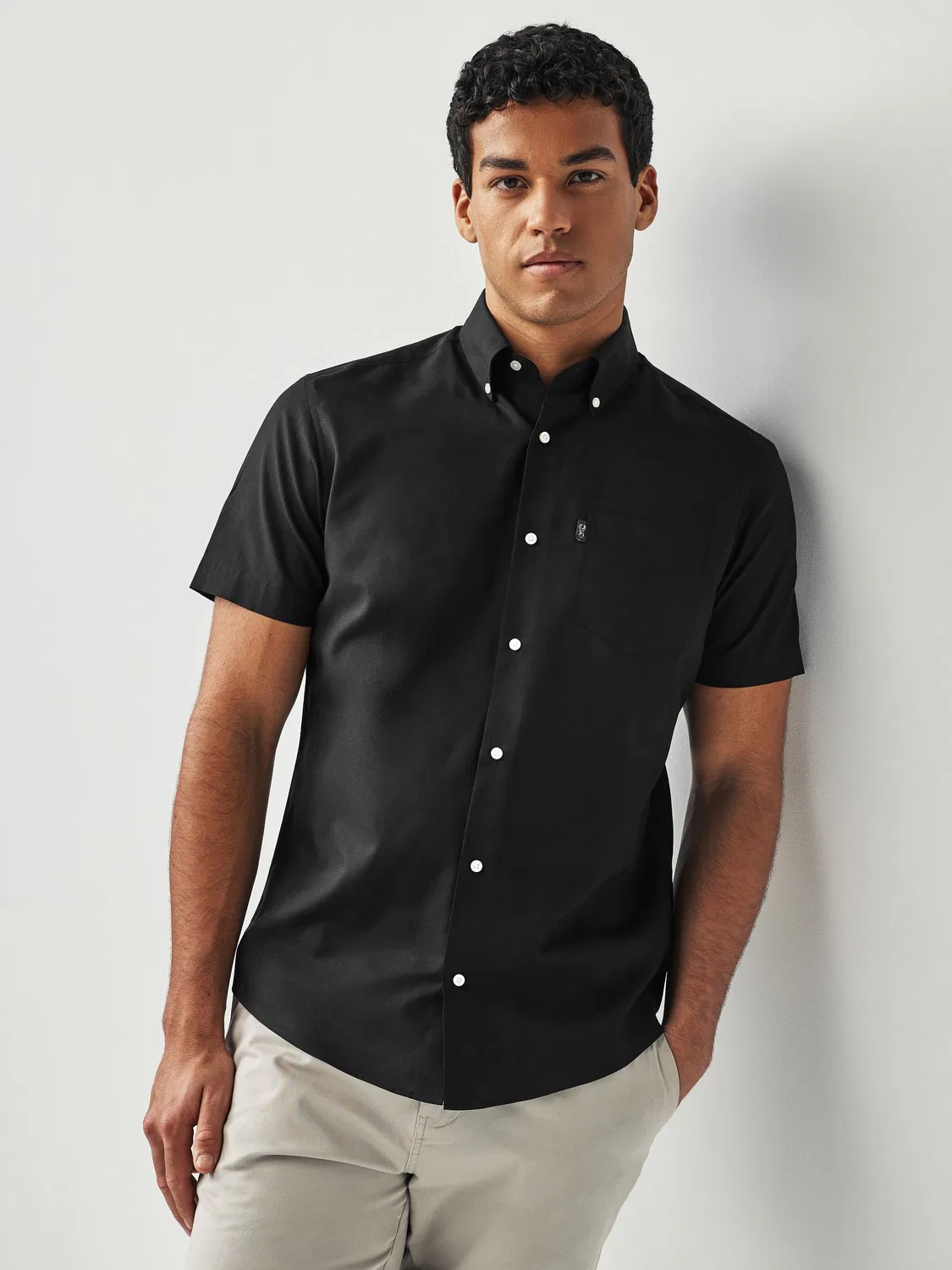 Оксфордская рубашка с коротким рукавом Regular Fit, Black Next