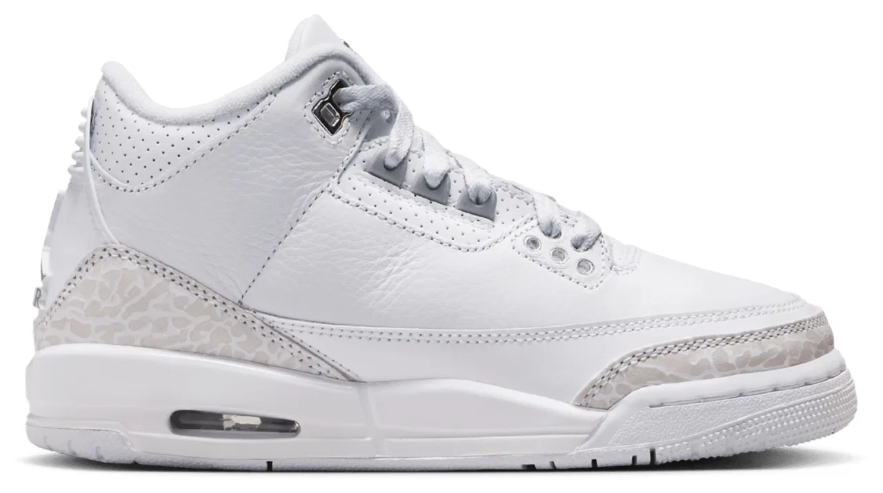 Кроссовки для мальчиков Retro 3 Jordan, цвет White/Metallic Silver/White