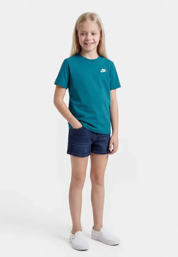 Футболка хлопковая Tee futura unisex Nike Sportswear bright spruce
