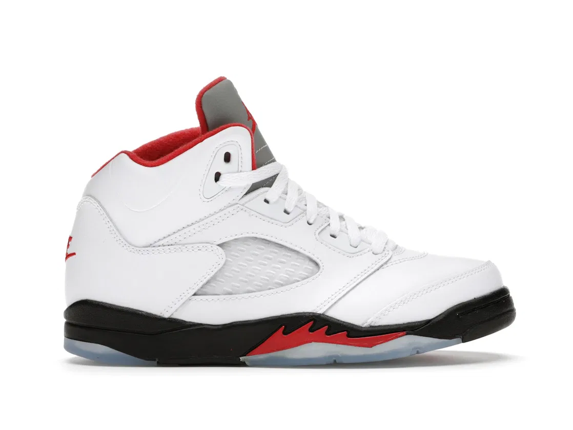 Детские кроссовки Lifestyle с серебристым язычком Jordan 5 Retro Jordan, White/Black-Metallic Silver-Fire Red