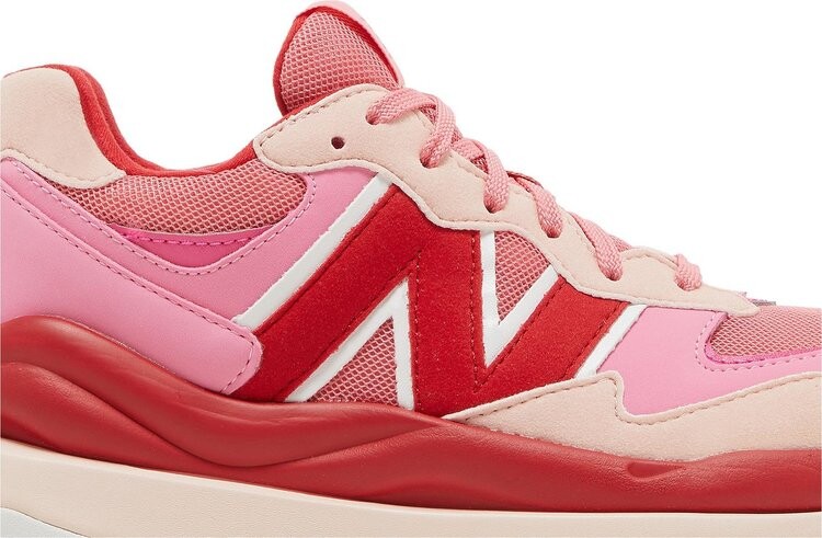 Кроссовки New Balance 57/40 Big Kid 'Vibrant Pink Team Red', розовый — фото 3