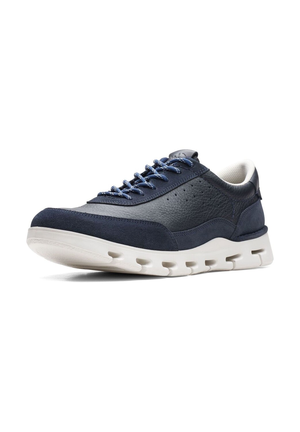 

Кроссовки 261659987 CLARKS, черный