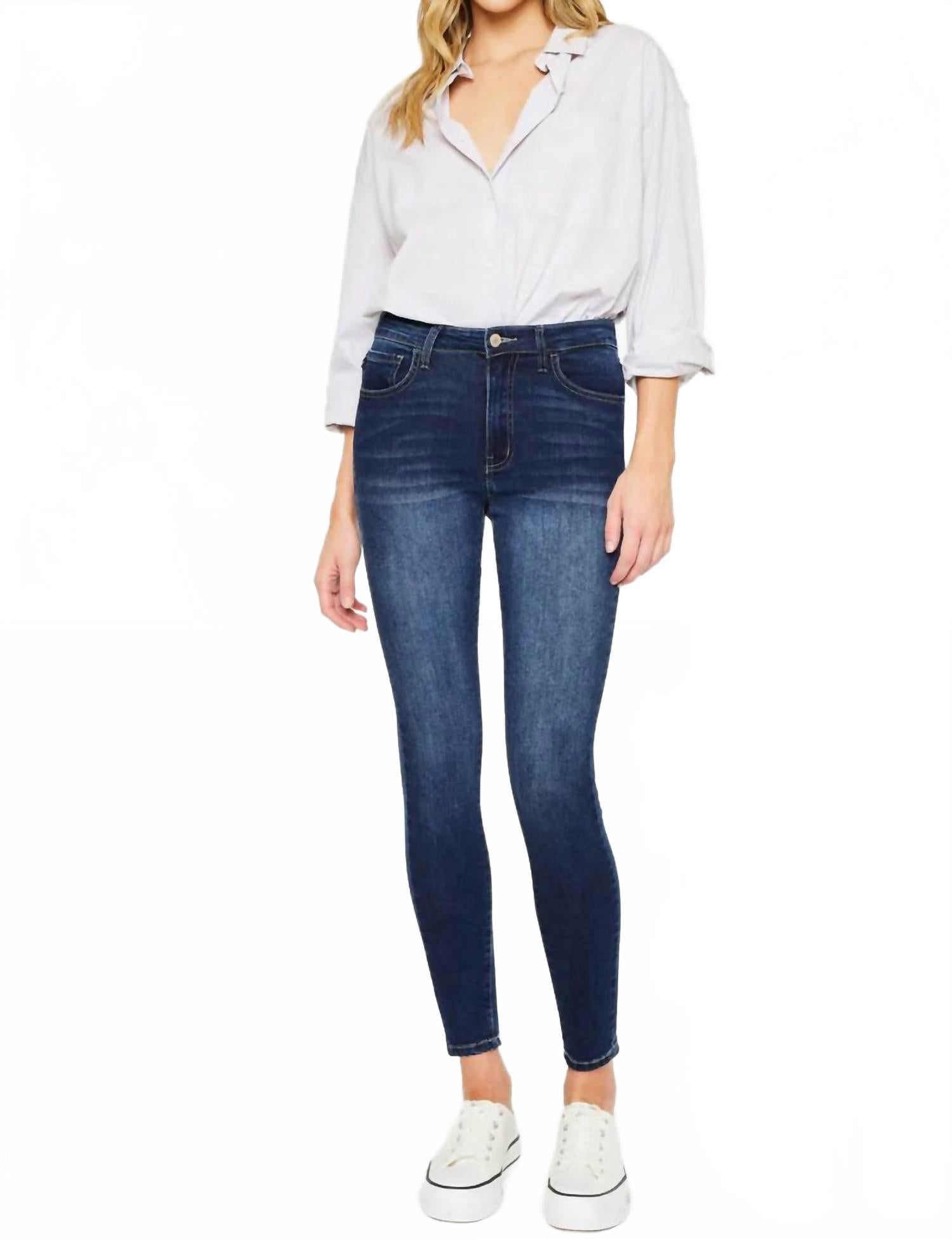 

Джинсы Julija High Rise Super Skinny в темном цвете KanCan, Dark