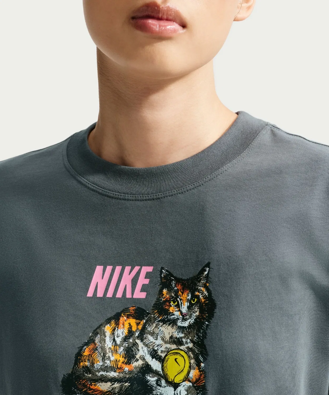Женская футболка с коротким рукавом Nike Sportswear, Iron Grey — фото 3