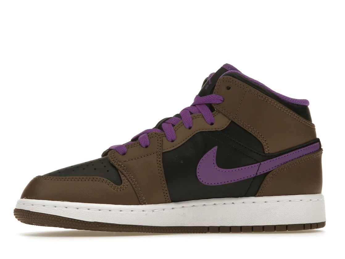 Детские кроссовки с контрастными акцентами Jordan 1 Mid Jordan, Palomino/Wild Berry-Black-White — фото 3