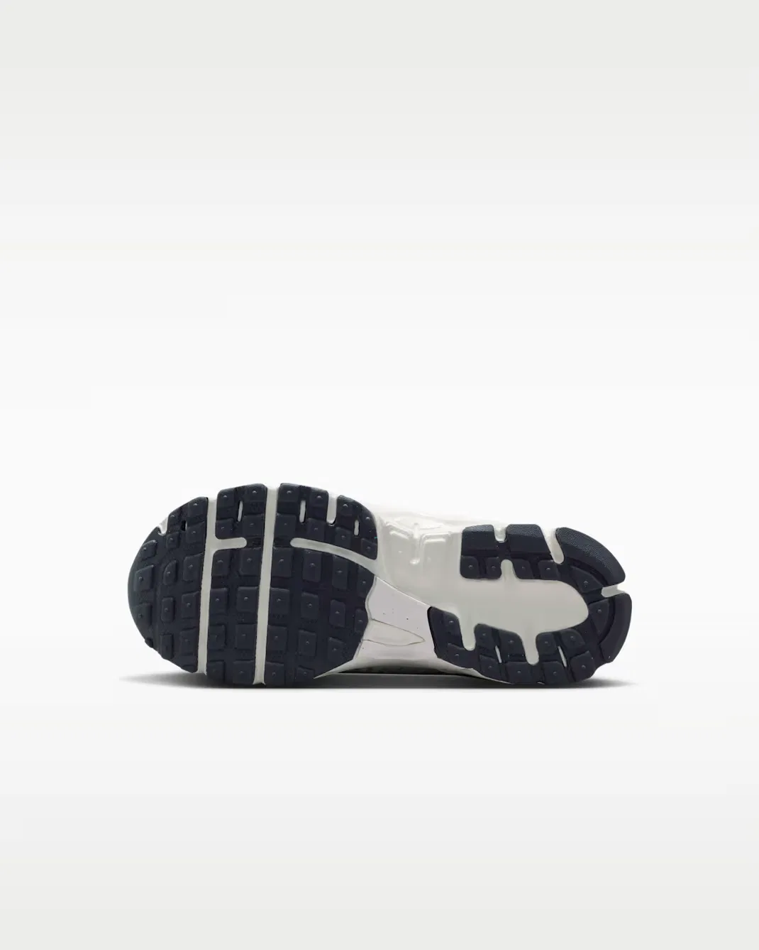 Детские кроссовки (классические шнурки) Nike Vomero 5, Photon Dust/Gridiron/Sail/Chrome — фото 2