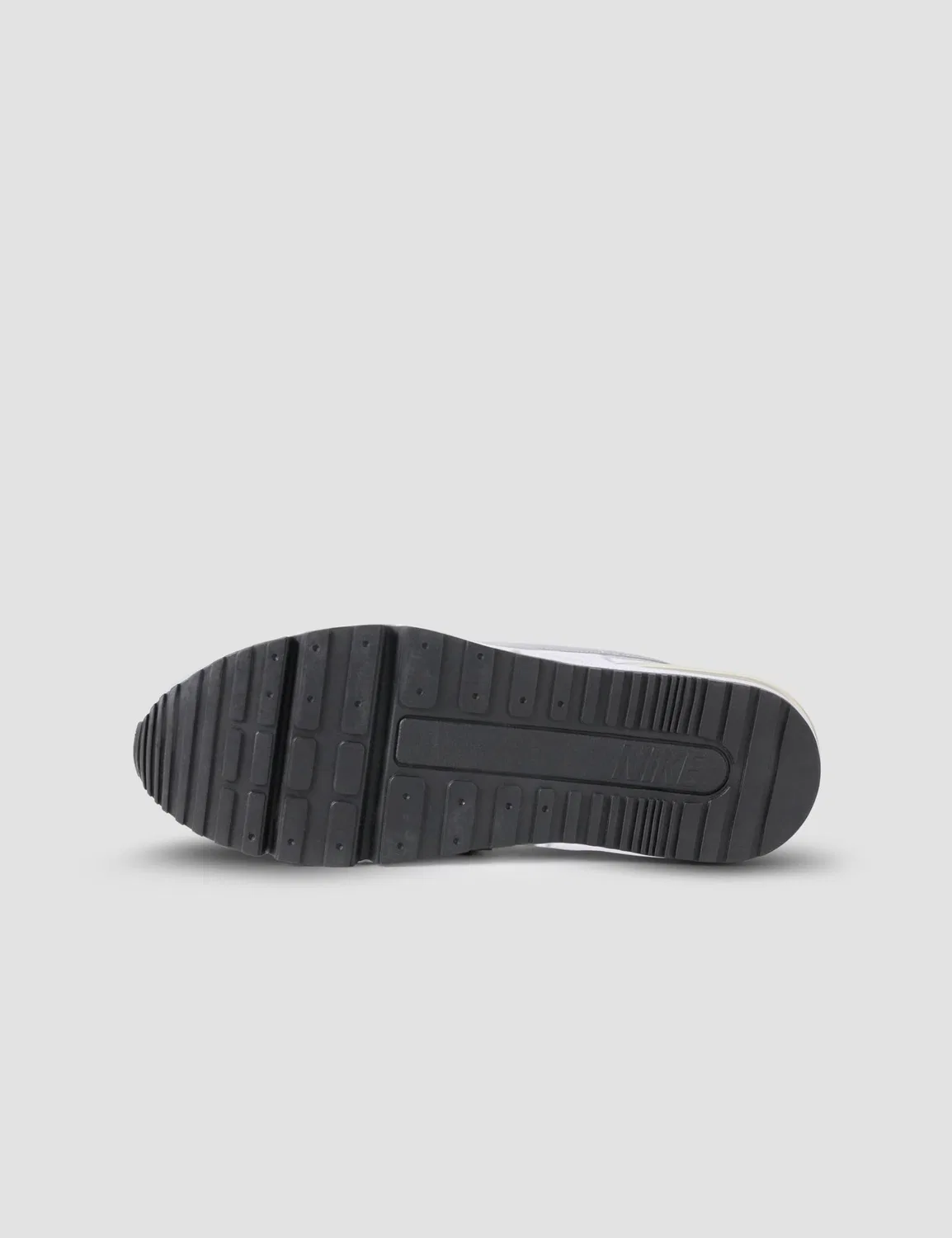 Детские кроссовки для девочек с кожаным верхом Air Max Ltd 3 NIKE, Red & Gym — фото 4