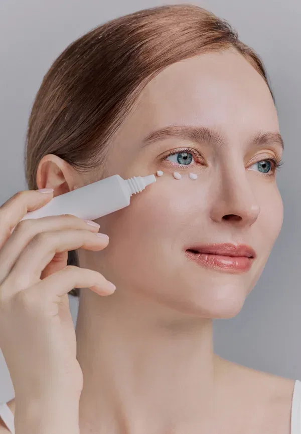 Крем для ухода за кожей вокруг глаз Organic Eye Care Whamisa 30 мл — фото 3