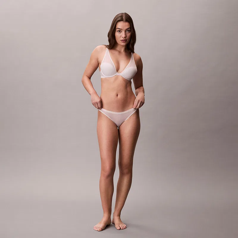 Женские трусы Calvin Klein, MTR-Skin — фото 3