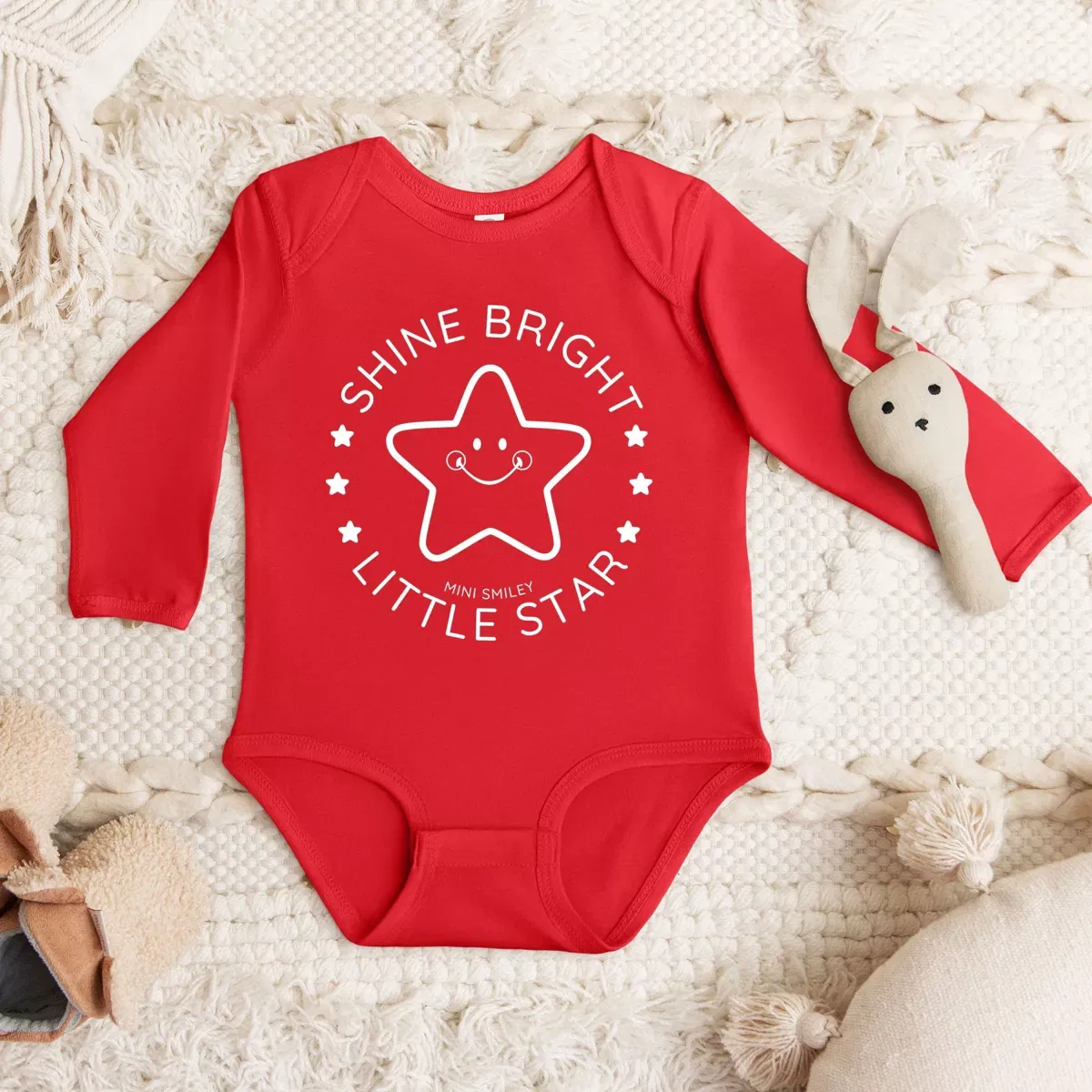 Детское боди с длинным рукавом Mini Smiley Shine Bright Little Star The Juniper Shop, Red — фото 3