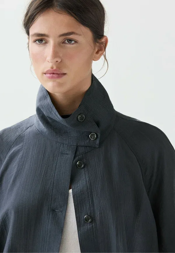 Куртка из лиоцелла Transparent bomber jacket Massimo Dutti, темно-синий — фото 4