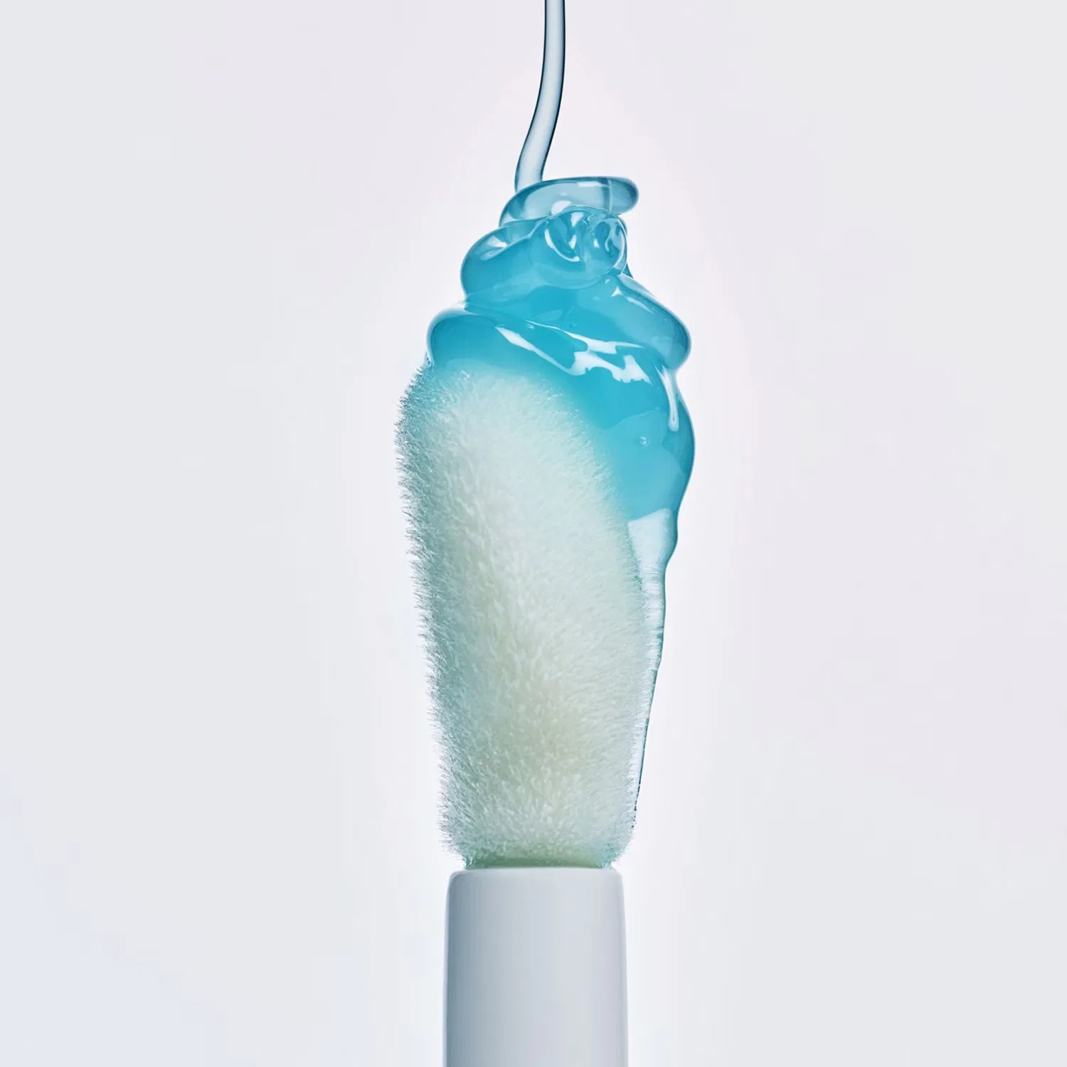 Масло для губ с крио-эффектом 7 мл CLARINS, Cryo Mint — фото 3