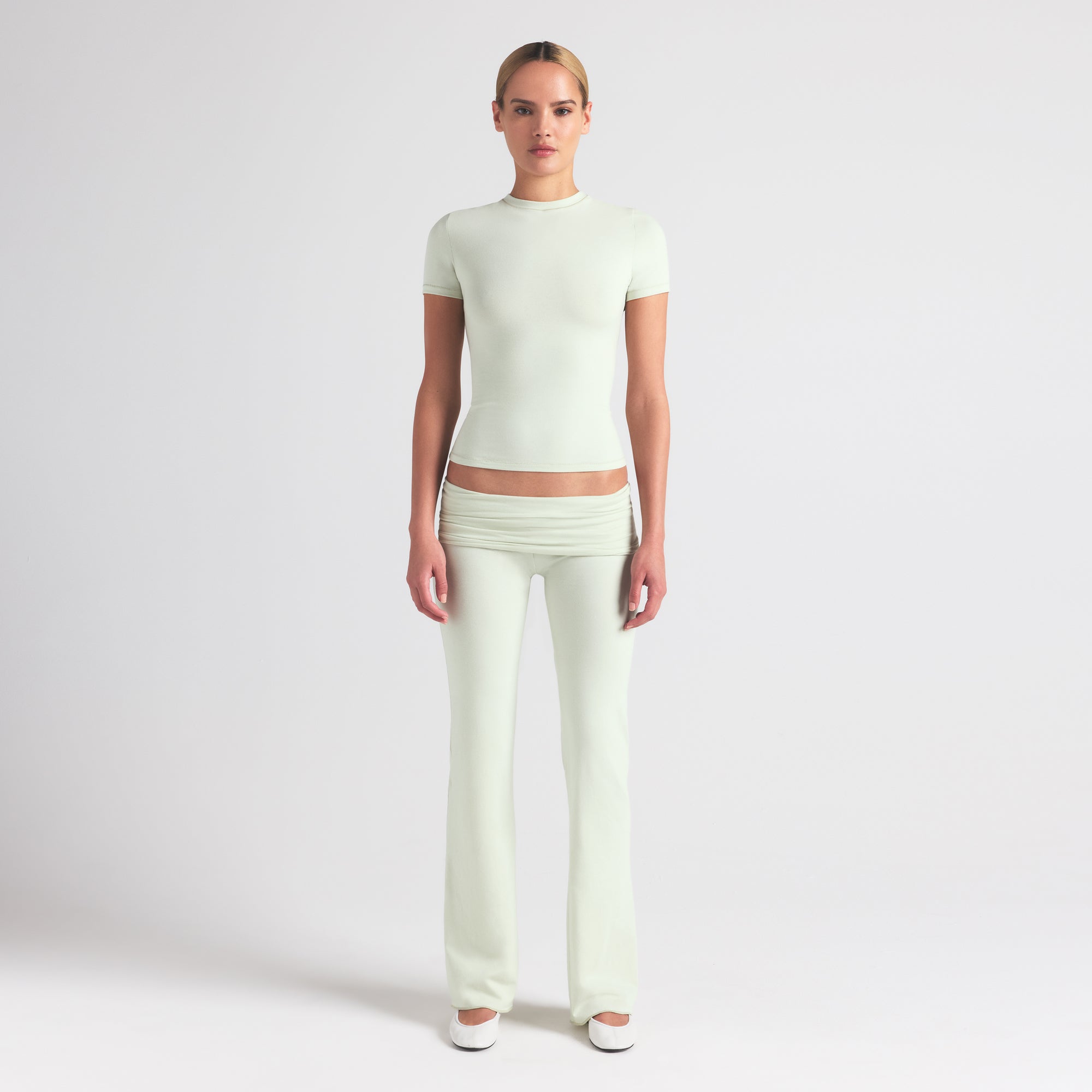 

Брюки SKIMS COTTON JERSEY, цвет spearmint