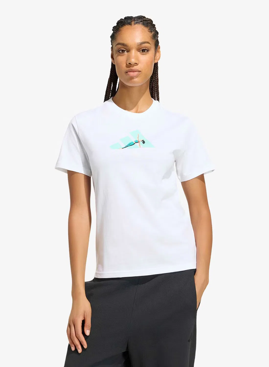 Футболка с принтом Soft Sports Graphic Adidas, белая
