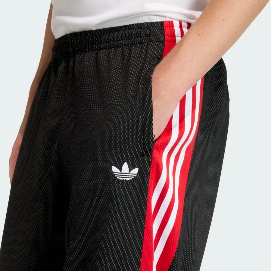 Штаны спортивные свободные с принтом Loose Mesh Trackpants adidas, Черный — фото 2