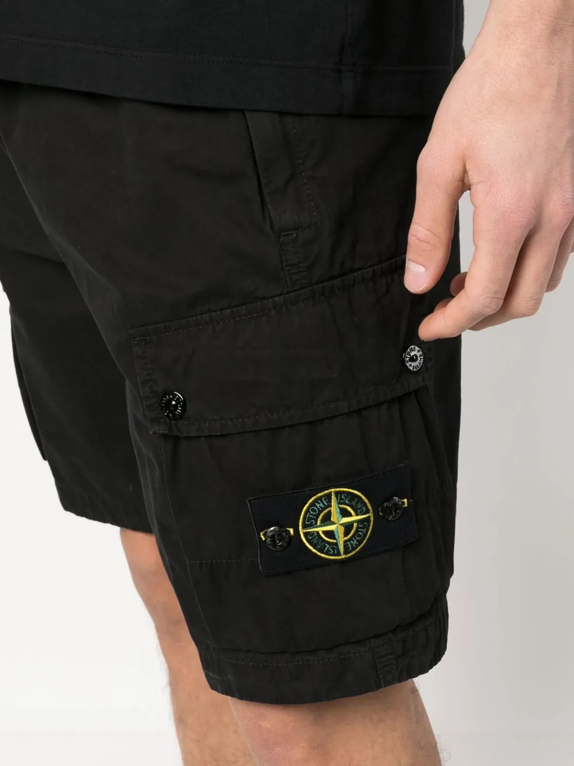 Stone Island Шорты карго Compass-патч, Черный хлопок — фото 3