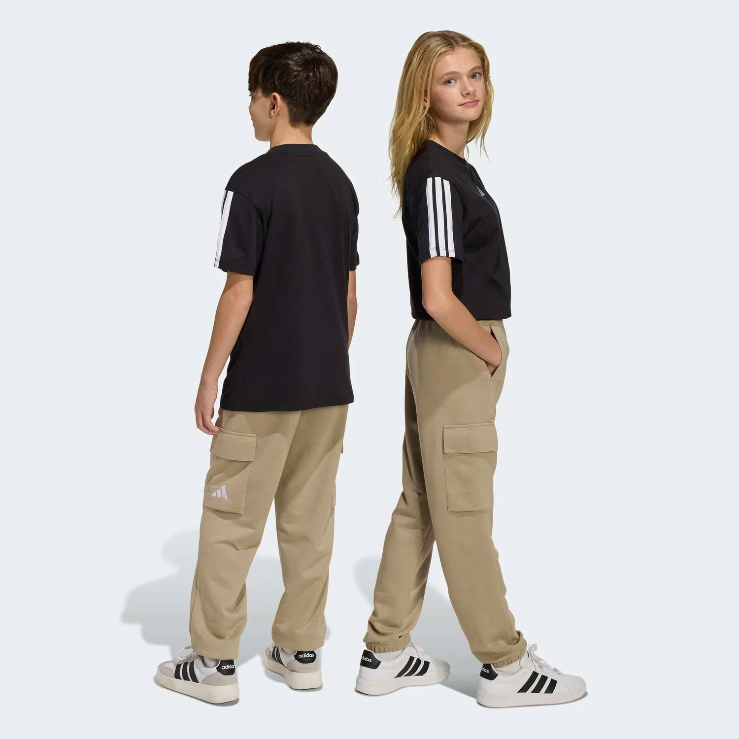 Спортивные брюки Adidas Sportswear зауженного кроя, зеленый