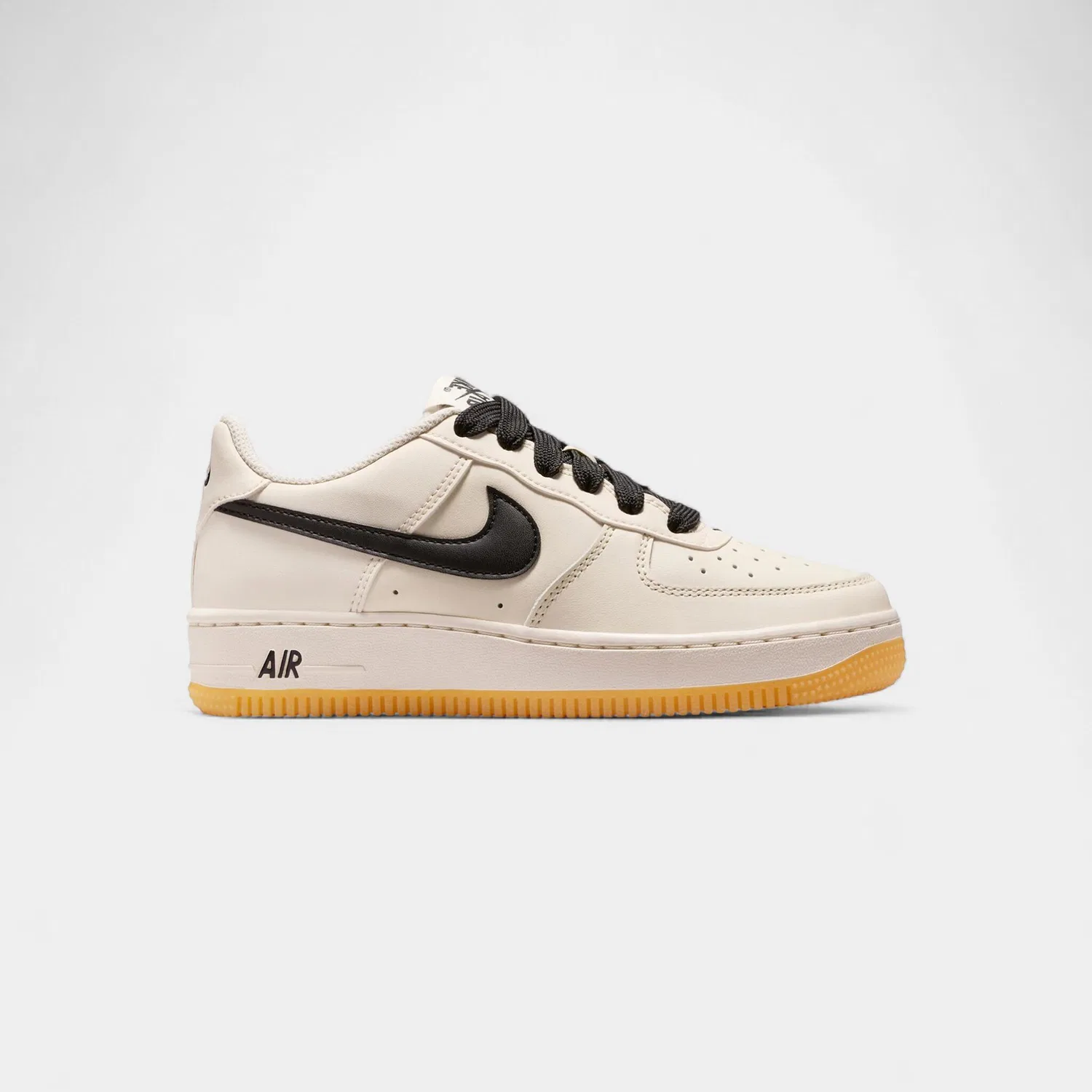 Детские кроссовки Nike Air Force 1 Low LV8 Soft Pearl Gum Black, Цвет: Schwarz