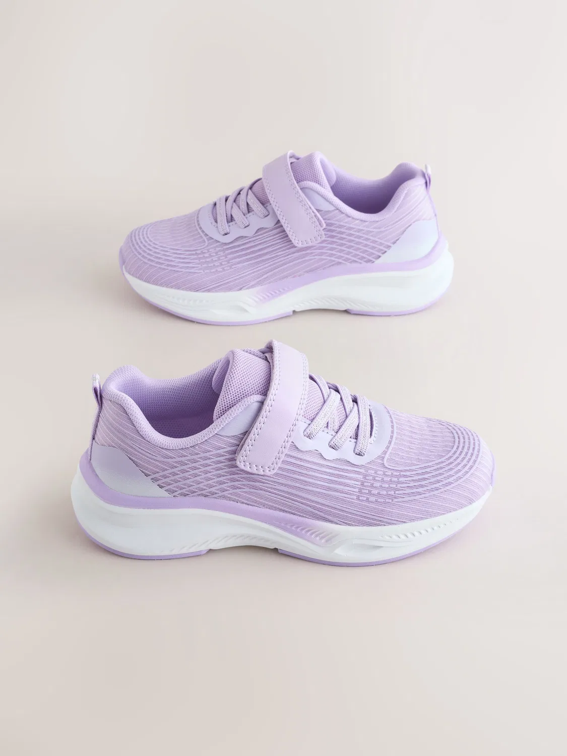 Кроссовки на шнуровке Elastic Lace-Up Next, сиреневый