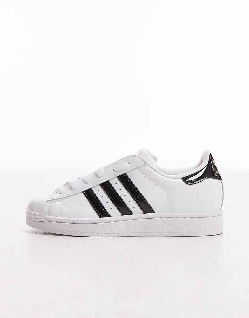 Кроссовки Adidas Originals Superstar II в лакированной белой и черной расцветке — фото 2