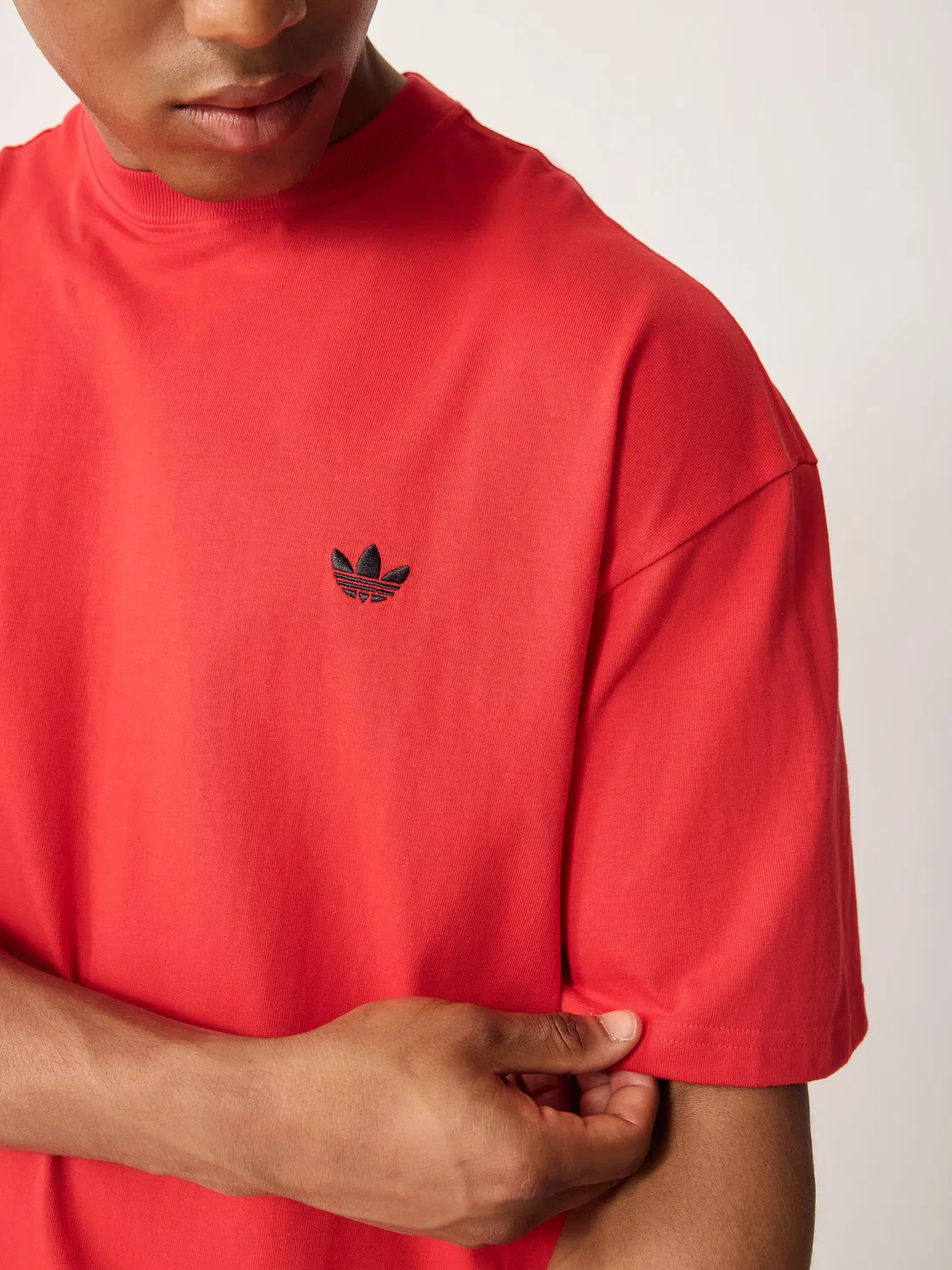 Футболка свободная Trefoil Essentials, adidas Originals, красный — фото 4