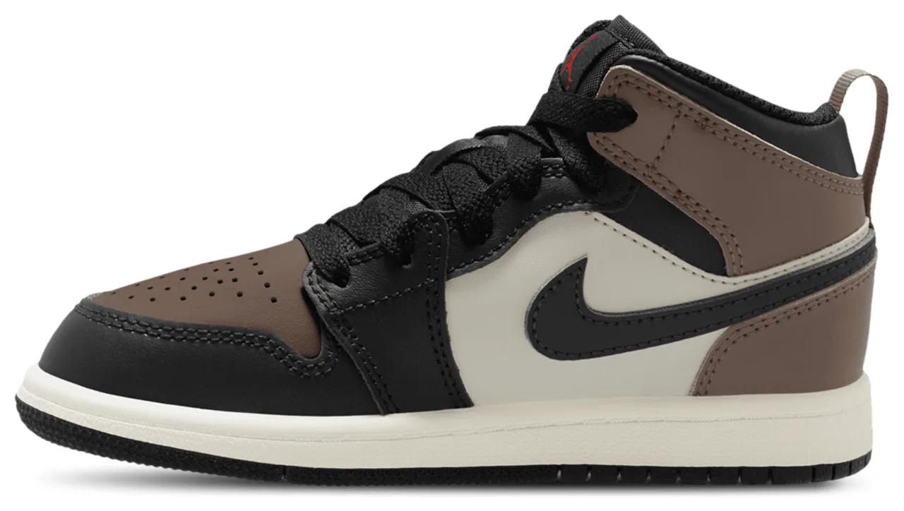 Кроссовки для мальчиков AJ1 Mid Jordan, цвет Black/Phantom/Univ Red — фото 2