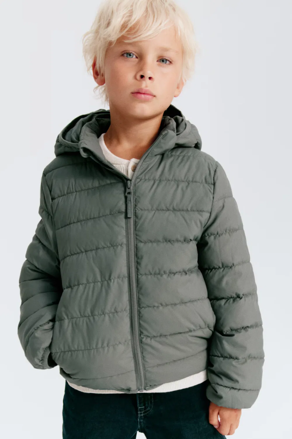 Водоотталкивающая пуховая куртка H&M, Dunkles Mattgrün