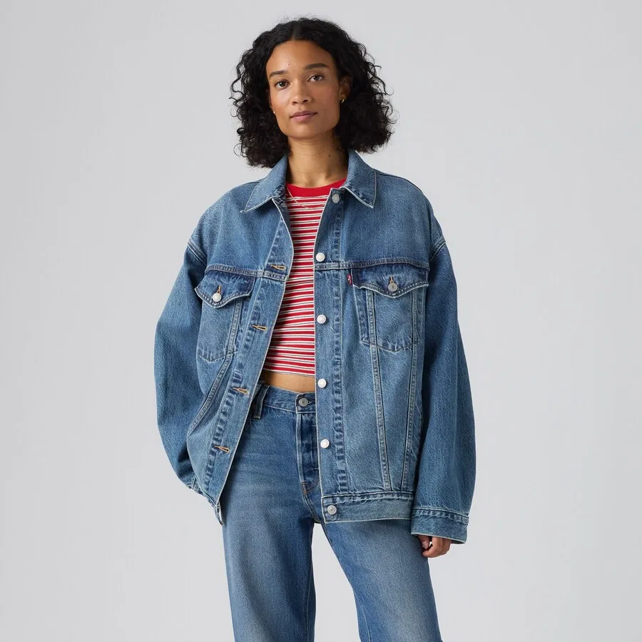 Куртка LEVI'S Between-Season 'TRUCKER' синего цвета — фото 2