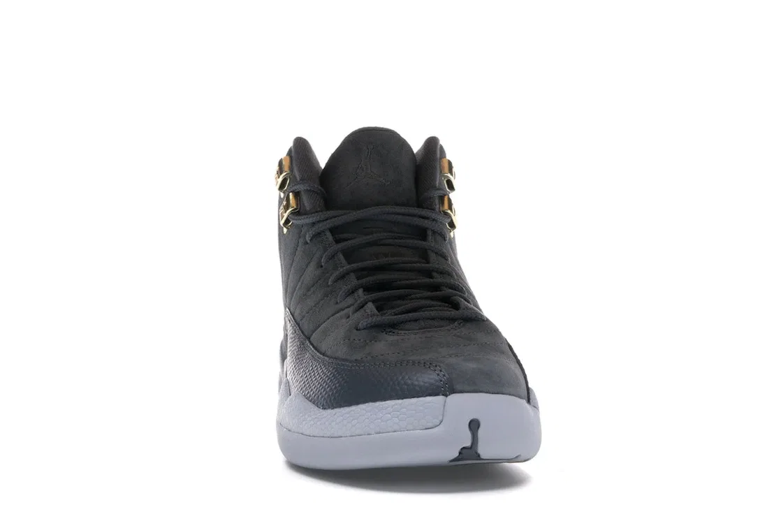 Детские кроссовки Lifestyle с замшевым верхом Jordan 12 Retro, Dark Grey/Dark Grey-Wolf Grey — фото 2