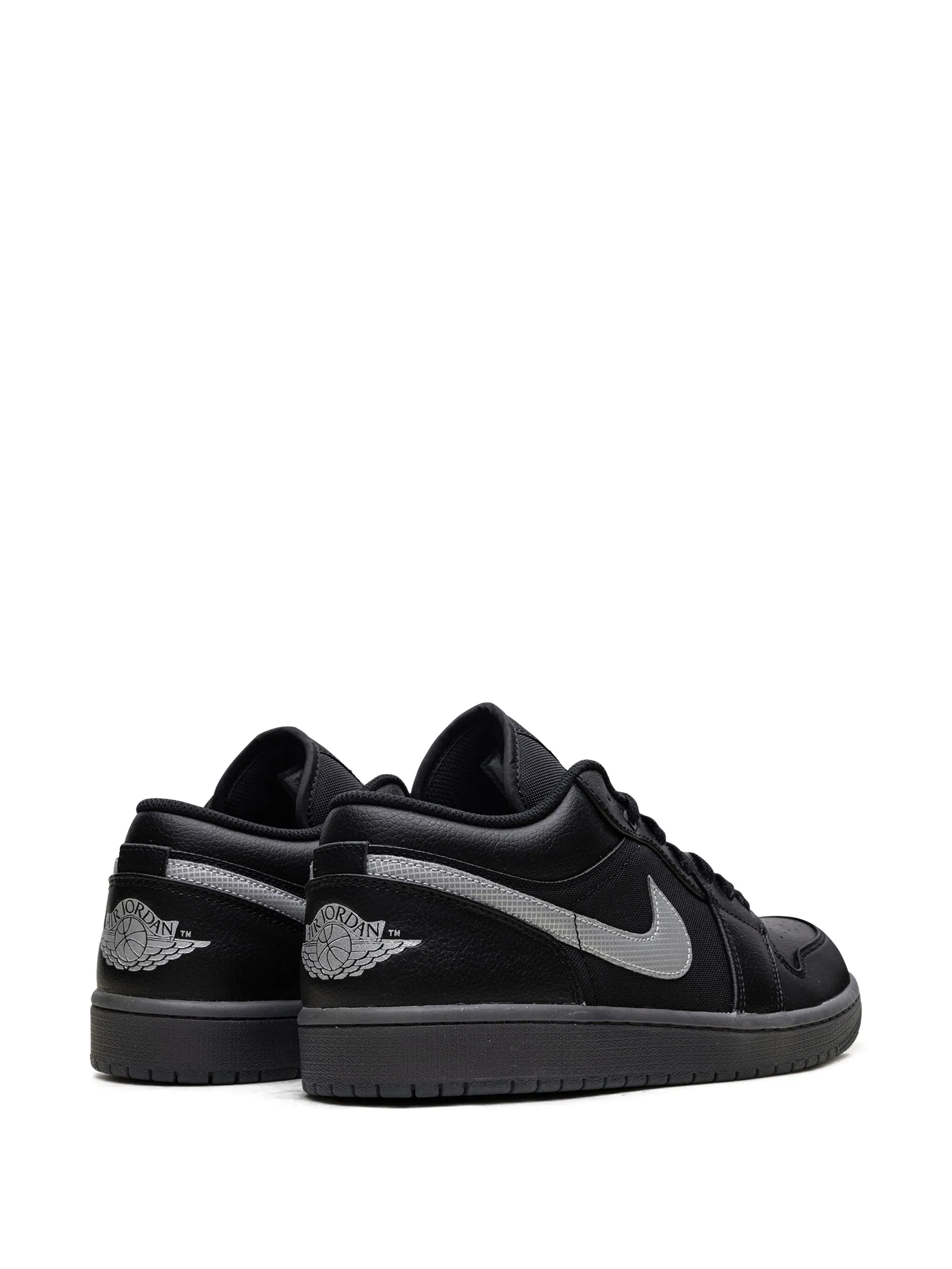 Кроссовки Jordan 1 Low Black/White/Dark Smoke, черный — фото 3
