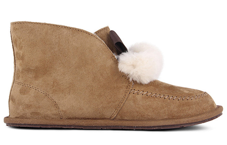 Ботинки зимние UGG WMNS Kallen Suede Moc Toe Pom Pom Slipper, коричневый — фото 3