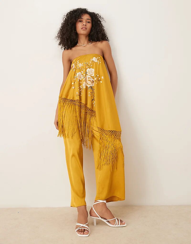 

Атласный комбинезон ASOS DESIGN цвета охры с вышитой бахромой