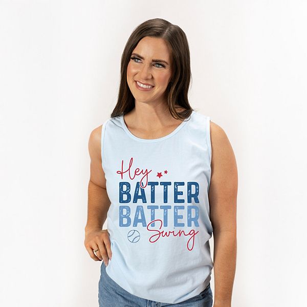 

Футболка женская с принтом Hey batter batter swing distressed Simply Sage Market, Chambray, Зеленый, Футболка женская с принтом Hey batter batter swing distressed Simply Sage Market, Chambray
