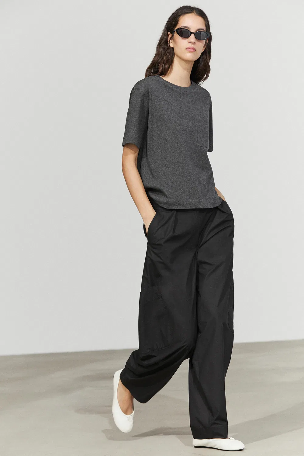 Брюки Massimo Dutti Barrel Fit Cargo, черный — фото 3