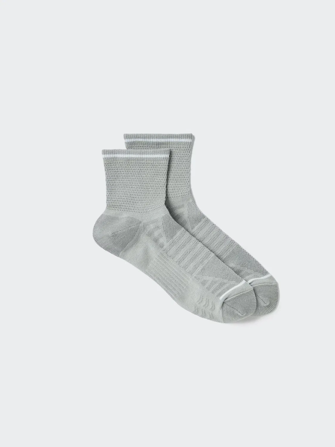 Носки Uniqlo, спортивные, серый