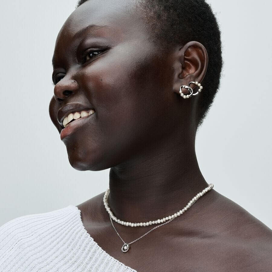 Серьги-гвоздики Pandora Essence из серебра с культивированным жемчугом — фото 2