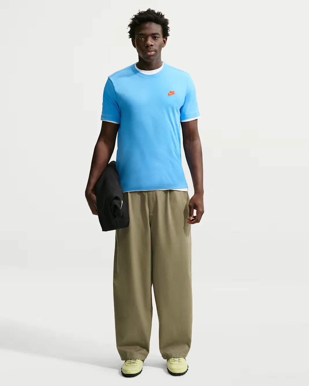 Мужская футболка Nike Sportswear Club, Football Blue/Safety Orange — фото 4
