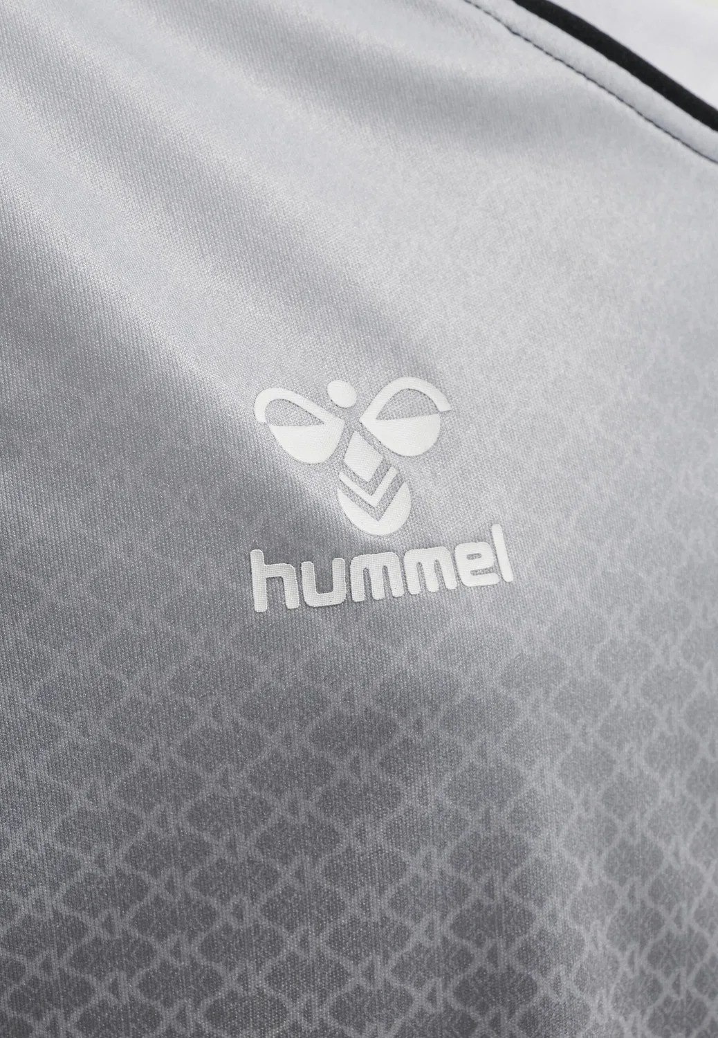 Детская футболка с принтом Hmlcore Hummel, Schwarz — фото 4