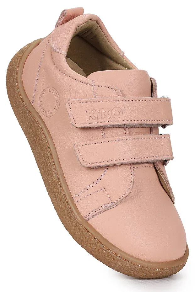 Детские кроссовки для девочек кожаные Kiko Kids, Powder