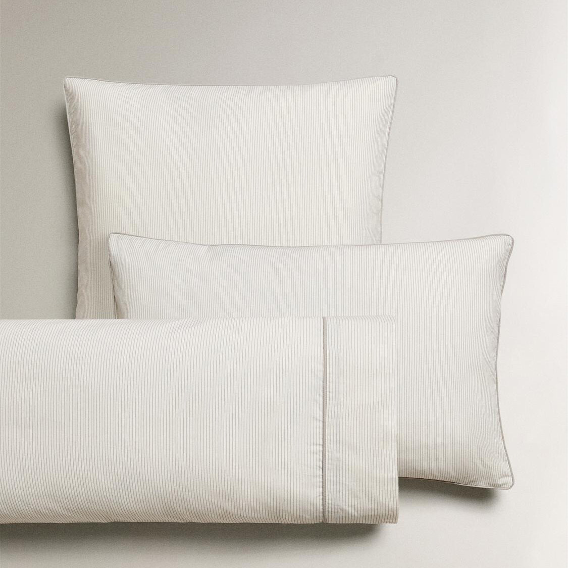 

Детская наволочка Zara Home Striped, голубовато-серый