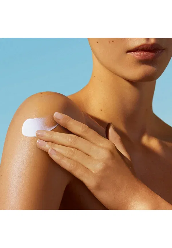 Солнцезащитное молочко Waterlover SPF50 - защита от солнца 200 мл Biotherm — фото 3