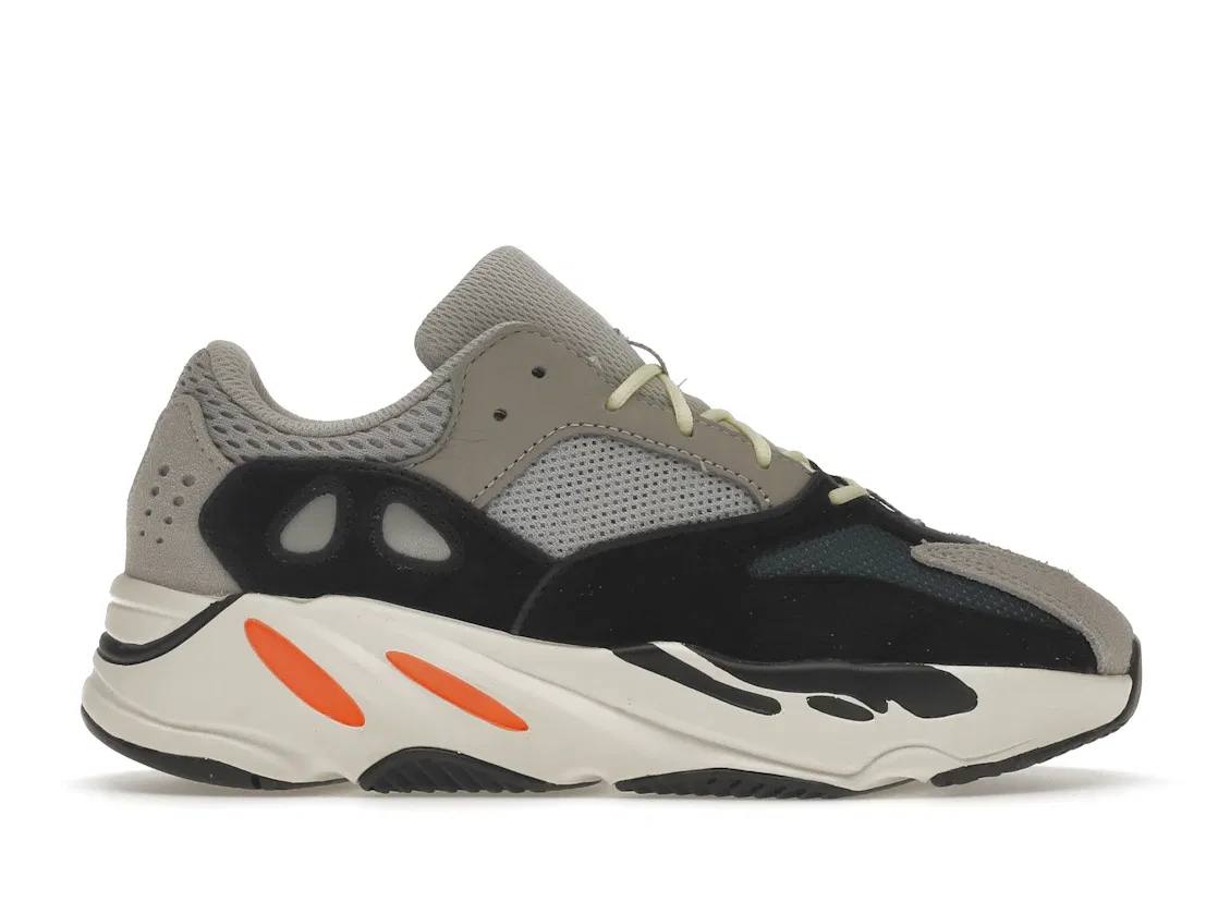 Детские кроссовки Lifestyle с контрастными вставками Adidas Yeezy Boost 700, Solid Grey/Chalk White/Core Black