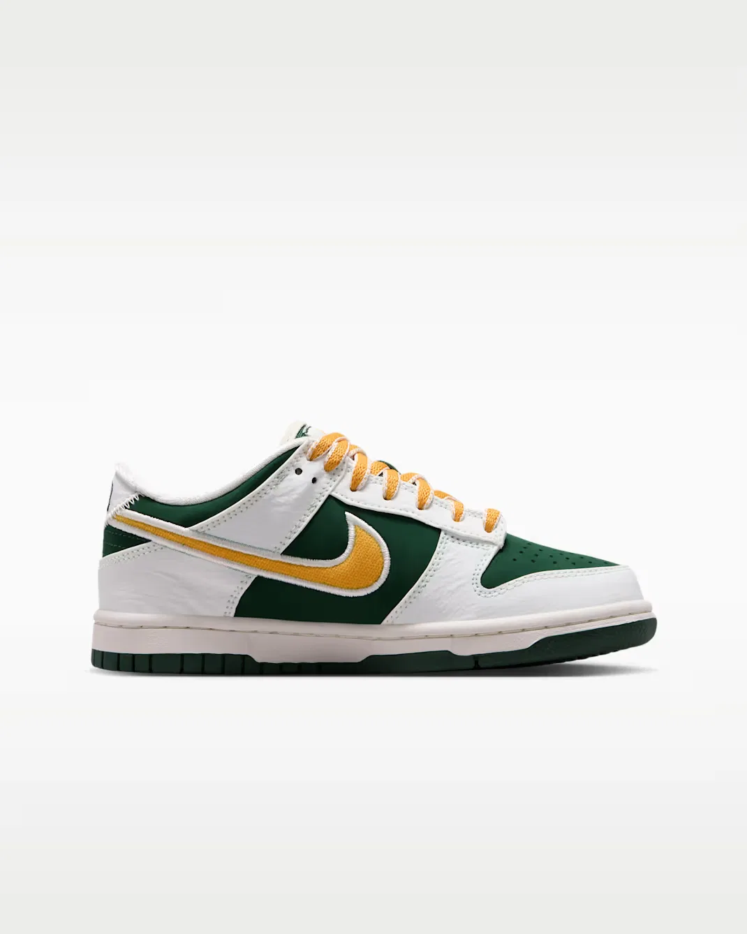 Кроссовки для детей постарше Nike Dunk Low LV8, Sail/Fir/University Red/University Gold — фото 3